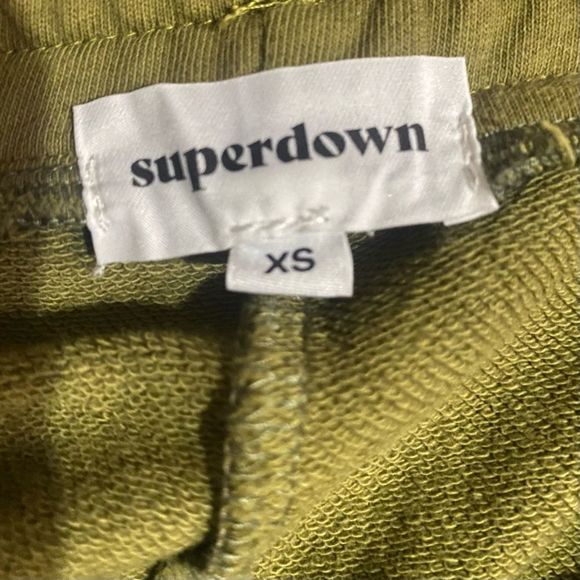 Revolve Superdown Olive Sweatpants NWOT - Picture 9 of 9